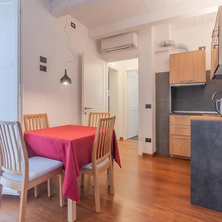 Malagigi Bed & Breakfast 4*