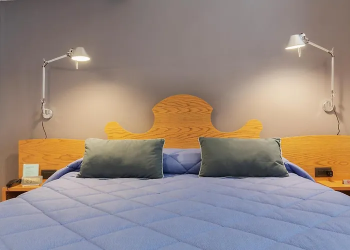 Malagigi לינה וארוחת בוקר